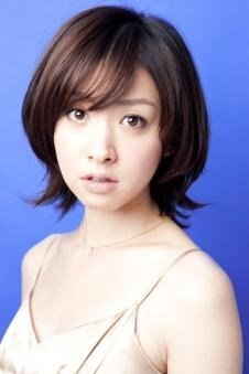 この人は誰ですか 黛英里佳 ケンミンshowの数寄屋橋はる Yahoo 知恵袋