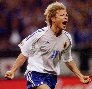 【サッカー日本代表】2002オーセンティックユニフォーム 鈴木隆行 サッカー元日本代表の鈴木隆行選手ってなぜ2002年W杯にスタメン