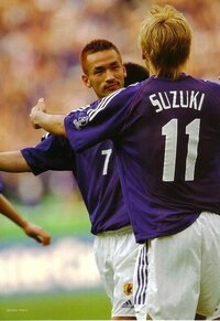 中田英寿はサッカー選手で仲のいい人いるのですか 元ウルグアイ代表 Yahoo 知恵袋