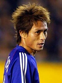 サッカー元日本代表の宮本恒靖選手は今のパーマか短髪どちらがかっこいいと思いま Yahoo 知恵袋