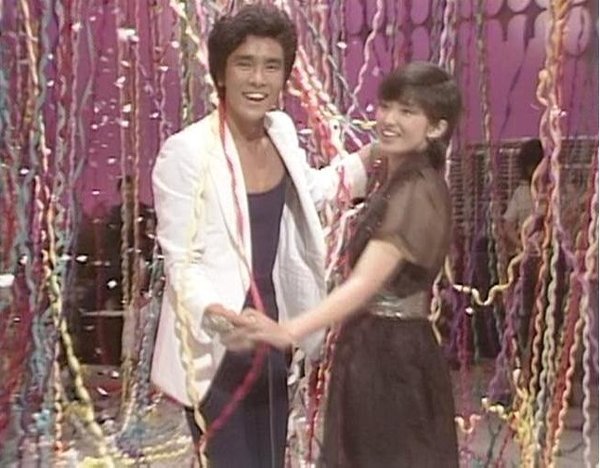 郷ひろみさんは、若いころ山口百恵さんに片思いしていたらしいですが