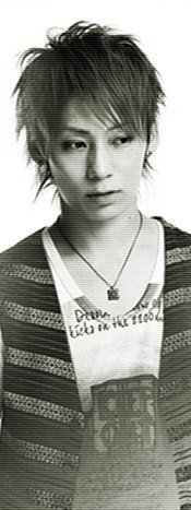 中3の女子です 私はuverworldのtakuya さんのよ Yahoo Beauty