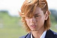 映画 ドロップ の井口達也役の水嶋ヒロさんの髪色は何色ですか 自分的には茶色 Yahoo 知恵袋