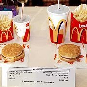 アメリカのマクドナルドの飲み物のサイズと内容量を教えてください 単位 Fl Yahoo 知恵袋