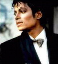 マイケル ジャクソンファンの方に質問 マイケルのかっこいい画像を貼って Yahoo 知恵袋