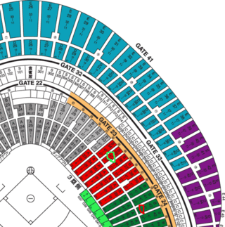 東京ドーム座席について ２３ゲート１階３塁側３３通路３４列２００番らへん Yahoo 知恵袋