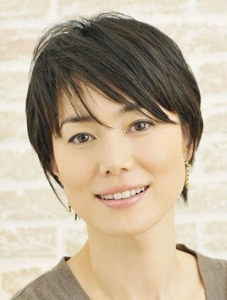 明日 美容院に行きます 最近の今井美樹さんの髪型 ショート を真似てみ Yahoo 知恵袋
