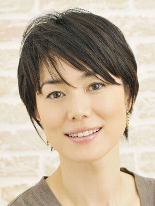 明日 美容院に行きます 最近の今井美樹さんの髪型 ショート を真似てみ Yahoo 知恵袋