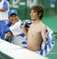 プロ野球選手ってみんな腹筋割れているんですか 画像も一緒に回答お願い Yahoo 知恵袋