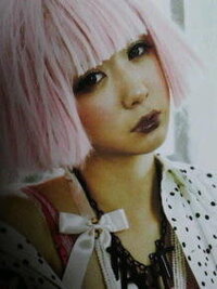 Zipperの読者モデルのamoちゃんとayamoちゃん どっちが人 Yahoo 知恵袋