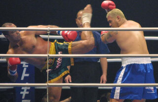 ジェロム レ バンナとマーク ハントではどちらの方がパンチ力が強 Yahoo 知恵袋