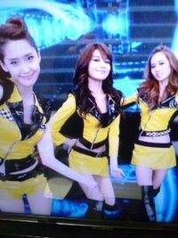 少女時代の新曲 Mr Taxi はタクシーがテーマです ダンスもハンドルを Yahoo 知恵袋