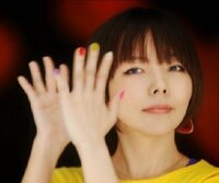 Aikoさんのネイル 恋のスーパーボールのｐｖのときのaikoさんの爪は何 Yahoo 知恵袋