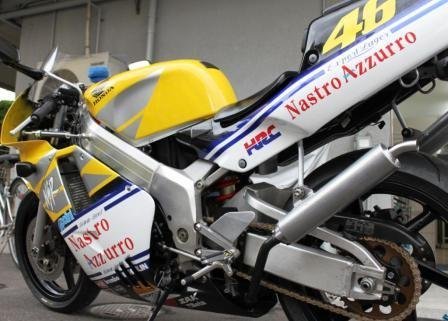 ホンダNSR250RとCD50のプラグを外す時に使う、プラグレンチは