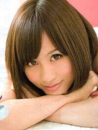 私は前田敦子さんの超大ファンです 誰かあっちゃんの超可愛い画像か載っ Yahoo 知恵袋