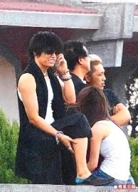 兄弟 ガクト