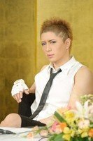 Gacktの短髪の画像くれませんか お願いします 短髪のガク Yahoo 知恵袋