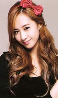 あなたは ユリ 少女時代 の黒髪か茶髪どっちが好きですか Yahoo 知恵袋