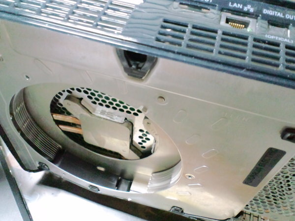 Ps３の冷却ファンが急にすごい音を出して動き始めた Ps Yahoo 知恵袋