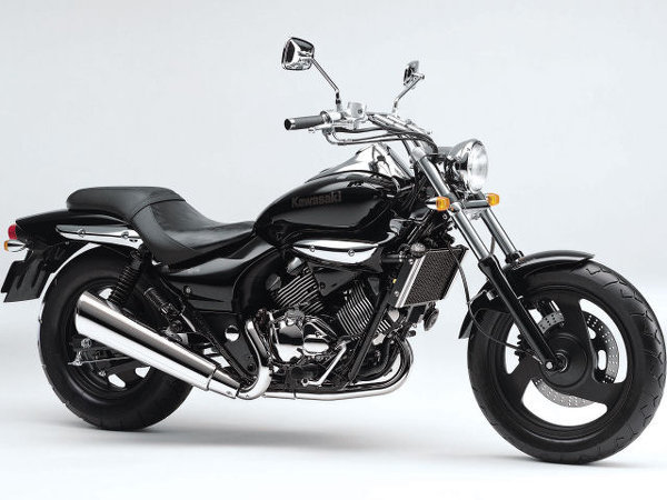 BLACKTOPMOTORCYCLE　河内鉄生 武装戦線の6代目河内鉄生が乗ってるバイクはなんていうバイクです
