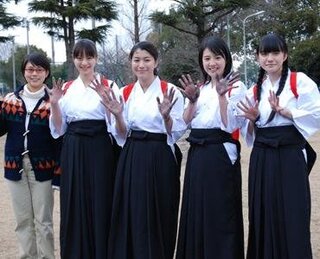 前髪 ﾎﾟﾆｰﾃｰﾙ 弓道 切る 今夜 前髪切ろうと思ってます 大学の Yahoo 知恵袋