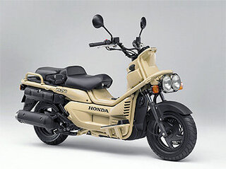 ホンダのズーマーってバイクに似たもので もうちょっと大きいバイクありますよね Yahoo 知恵袋