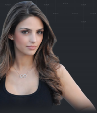 カカの奥さんの名前教えてください カロリーネ セリコ Yahoo 知恵袋