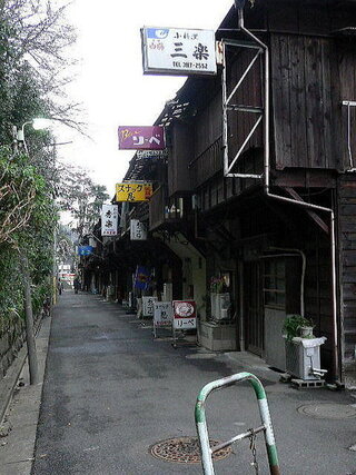 東京都内に寂れた商店街やゴーストタウンのような所はありますか Yahoo 知恵袋