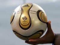 世界一かっこいいサッカーボールのデザインはなんだとおもいますか 画像 Yahoo 知恵袋