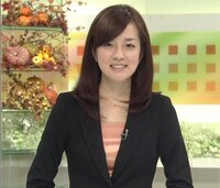 Nhkアナウンサー鈴木奈穂子さんと丁野奈都子さん Bs どちらが好きですか Yahoo 知恵袋