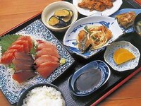 夕飯がお刺身の時の副菜 何がいいでしょうか 今日は 主人と子供のリクエ Yahoo 知恵袋