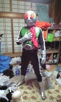 仮面ライダー 一号 のコスプレをしたいのですが 自作する技術力がありません 仮 Yahoo 知恵袋