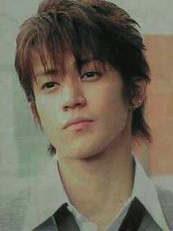 小栗旬はよく雰囲気イケメンと言われてますが 不細工ですか 不細工じ Yahoo 知恵袋