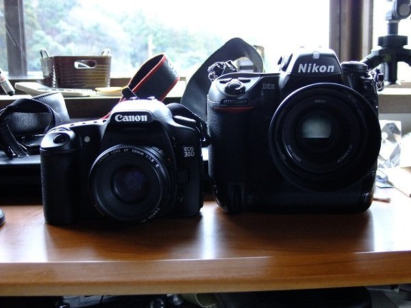 手持ちのD5000に、レンズを1本追加したいです。お勧めを教え