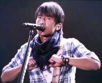 Smapの木村拓哉とmr Childrenの桜井和寿どっちがカッコイいです Yahoo 知恵袋