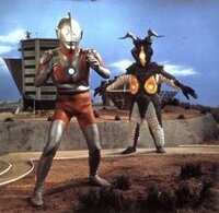 ウルトラマンをも倒したゼットンが 何故あんなショボい科学特捜隊の光線銃一発で倒 Yahoo 知恵袋