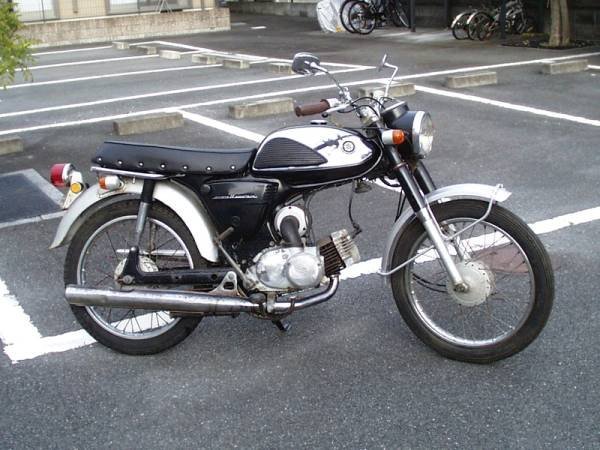 コレダ 90 メンテナンス 昨日 晴天のなかスズキk90をほとんど全開走行