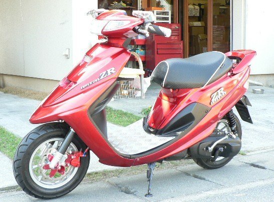 スーパーJOGZRの外装について3YK2STのスーパーJOGZRに