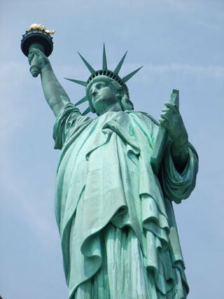 なぜフランスが、アメリカ合衆国の独立を祝って「自由の女神」を送った - Yahoo!知恵袋