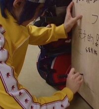 声優の増田俊樹さんの利き腕って どっちですか 右だと思います 画像はテ Yahoo 知恵袋