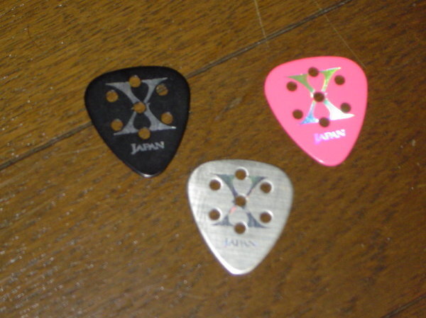 X時代(xJAPANも含める)ソロ活動前のHIDE使用ピックっ - Yahoo X時代(xJAPANも含める)ソロ活動前のHIDE使用ピックっ - Yahoo