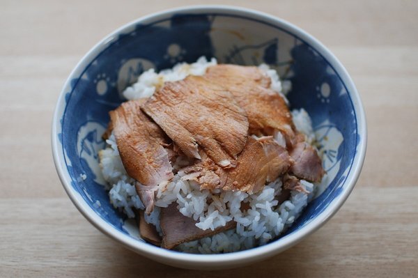 スーパーで売ってるチャーシューはなぜみんなハムみたいな味になってるの Yahoo 知恵袋