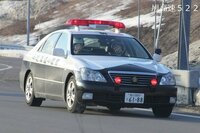 パトカーに追われて逃げる車をパトカーのほうからぶつけて停 Yahoo 知恵袋