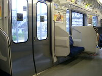 横須賀線には一部の車両のドアが空かない駅があるって聞いたんですが本当なんですか Yahoo 知恵袋