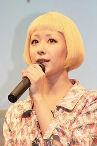 木村カエラさん 髪型 金髪でボブで前髪がすごく短いときの髪型のと Yahoo Beauty