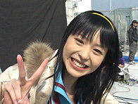 平野綾さんは以前は黒髪のストレートだったのにいつからお水みたい Yahoo 知恵袋