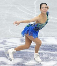 鈴木明子選手の衣装の値段について質問です フリーのシルクドソレイユの曲 Yahoo 知恵袋