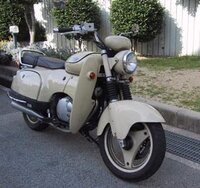 125CC以上の、カブ、みたいなデザインのバイクを探してます…デザインが... - Yahoo!知恵袋