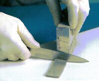 金属よりよりかたい木はありますか また木より脆い かたくない 金属はあ Yahoo 知恵袋