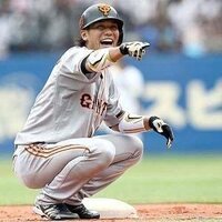 巨人の坂本勇人が大好きです Lineの背景にしたいので 画質が綺麗な坂本の画像 Yahoo 知恵袋